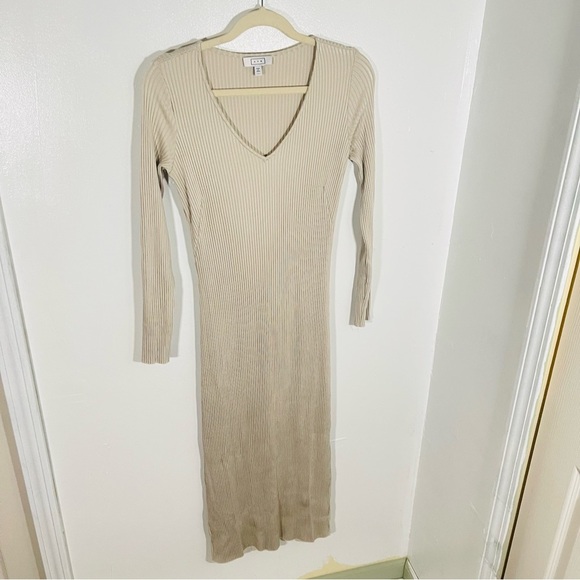 NEW AYR The Babe Dress Champagne Ribbed Knit Maxi Bodycon V-Neck Academia - Picture 5 of 9